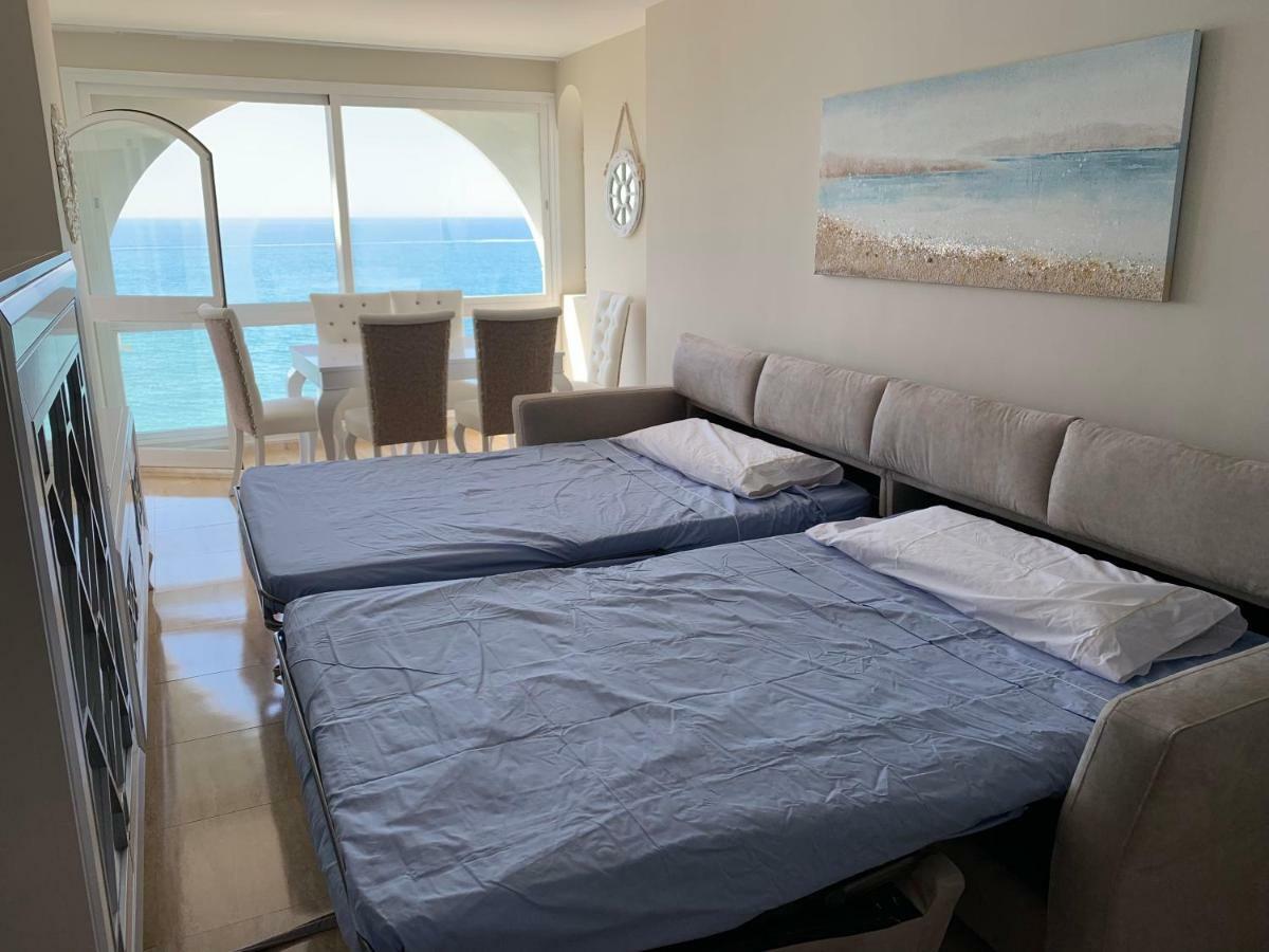 Apartament Aguamarina On The Beach Front Apartment Mijas Costa Exterior photo